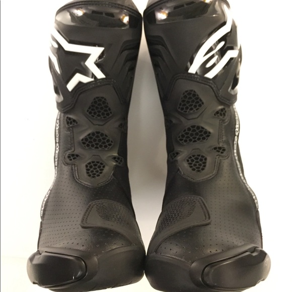 SOLD. Men’s Alpinestars Supertech-R Racing Boots - Picture 4 of 8